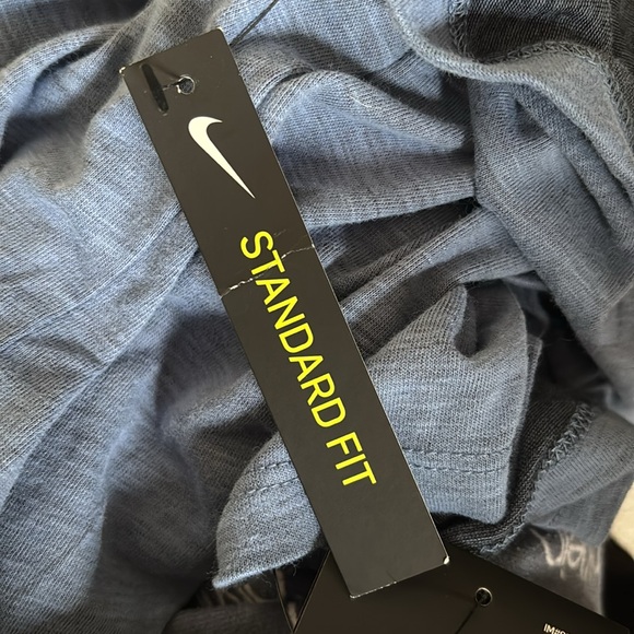 Nike | New Women's Nike Swoosh T-shirt jersey blue - Picture 3 of 11